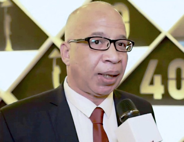 عائلة شريف الدسوقي تبحث عنه.. وطبيب: يجب بتر إحدى قدميه
