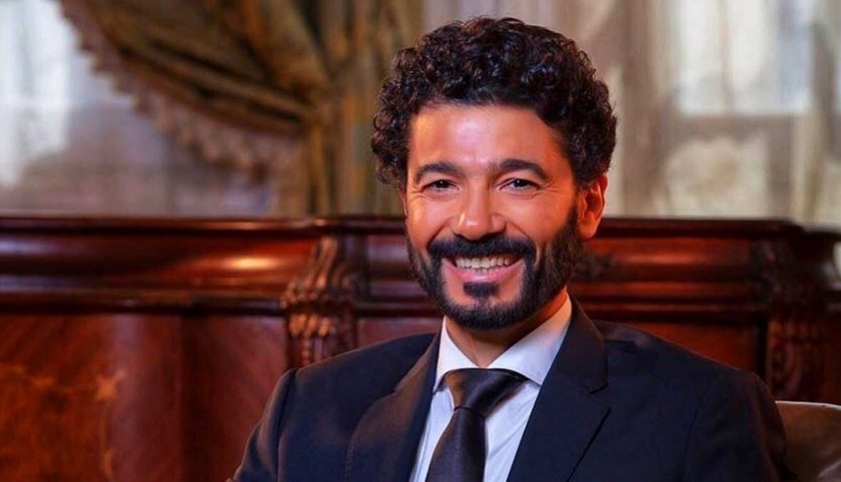 أيمن بهجت قمر يكشف عن تطورات الحالة الصحية لـ خالد النبوي