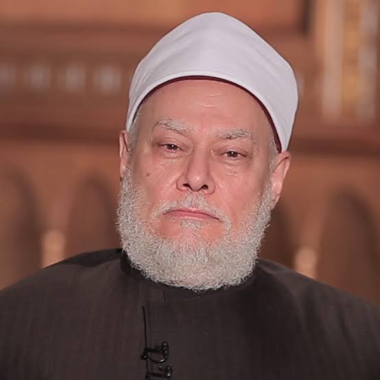 علي جمعة: شرب الخمر والحشيش بعد الإفطار لا يبطل الصيام