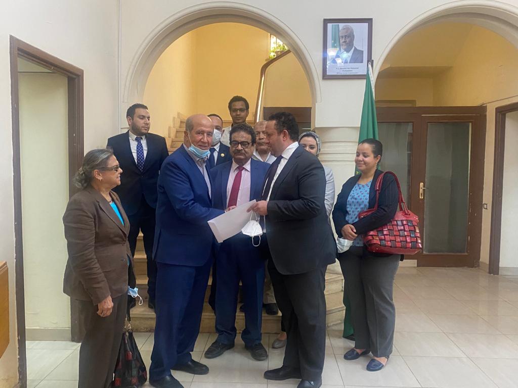 لتوضيح وجهة نظر الشعب المصرى تجاه ازمة سد النهضة..وفد "الجبهة الشعبية للحفاظ على النيل" يلتقى رئيس الوفد الدائم للاتحاد الإفريقى بالقاهرة