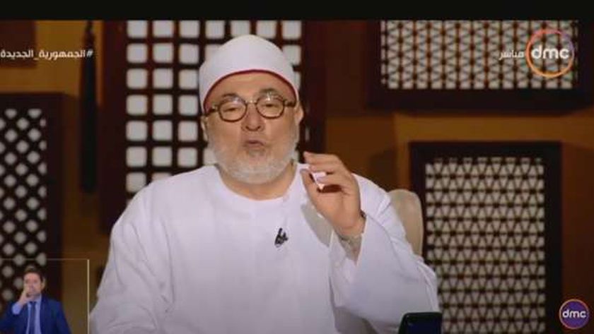 خالد الجندي: رجل الدين يجب أن يكون حسن الهيئة حتى «في الساعة والنضارة»