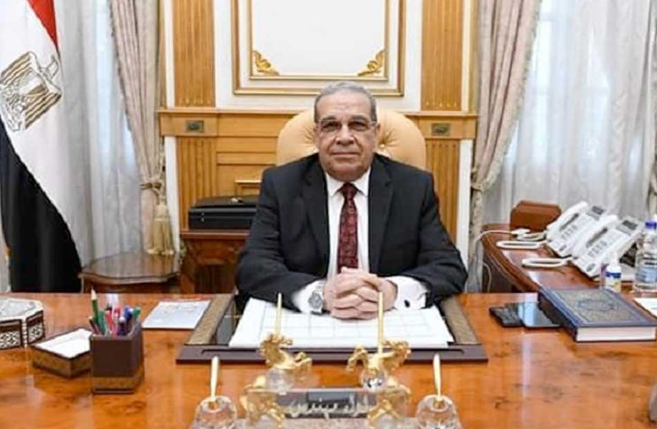 توقيع عقد تعاون بين الإنتاج الحربي وإحدى الشركات الإماراتية لتصنيع سيارة "بيك أب "بسواعد مصرية