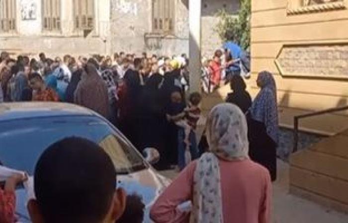 جوزها ولع فيهم|تشييع جثمان زوجة بعد أيام من مصرع ابنتها ببني سويف