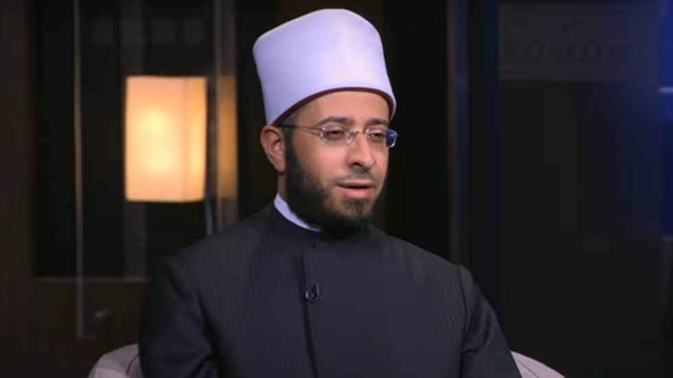 مستشار السيسي للشؤون الدينية يدعو لجلسة "لم شمل" بين الأهلي والزمالك