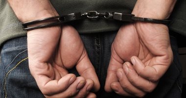 المتهم بسرقة المواطنين بالإكراه فى المطرية: بمر بضائقة مالية