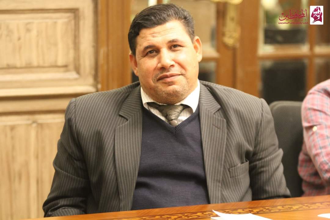 «خليفة» يتسعرض ملاحظات نقابة القطاع الخاص على مشروع العمل الجديد: فى مجمله جيد