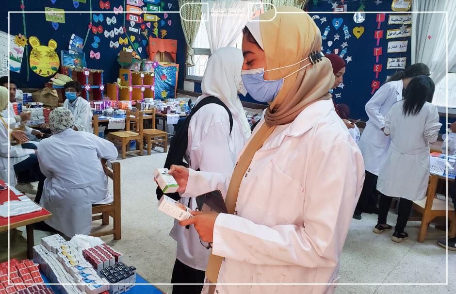 صيدلة عين شمس تختتم فاعليات القافلة الطبية الشاملة بحي المطرية بمحافظة القاهرة