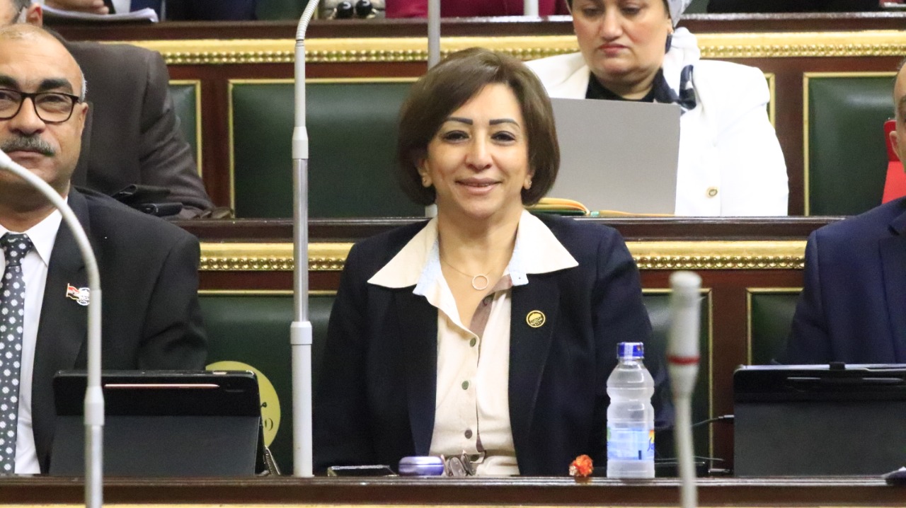 النائبة مها عبد الناصر تطالب بوضع إستراتيجية معلنة لتطوير المنظومة التعليمية