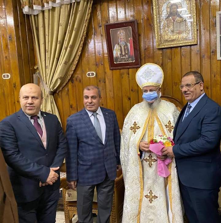 النجار يجول يهنىء كنائس عين شمس بأعياد الميلاد والغطاس