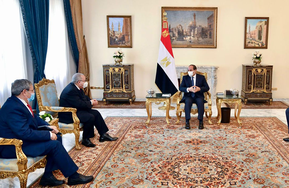 الأوضاع الليبية والتونسية تتصدر لقاء الرئيس السيسي ووزير الشئون الخارجية الجزائرية