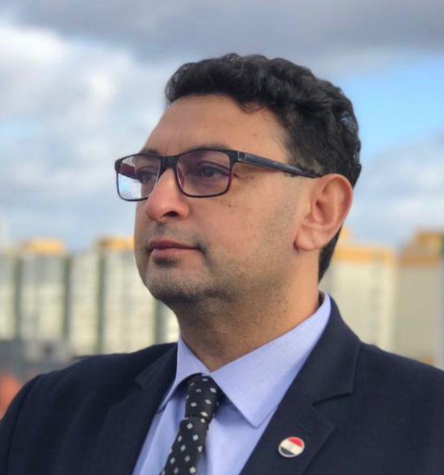 《الوضع خطير》..رئيس الجالية المصرية باوكرانيا ل"السلطة الرابعة": ننصح الجميع بالبقاء في البيوت والصواريخ الروسية لا تستهدف المدنيين