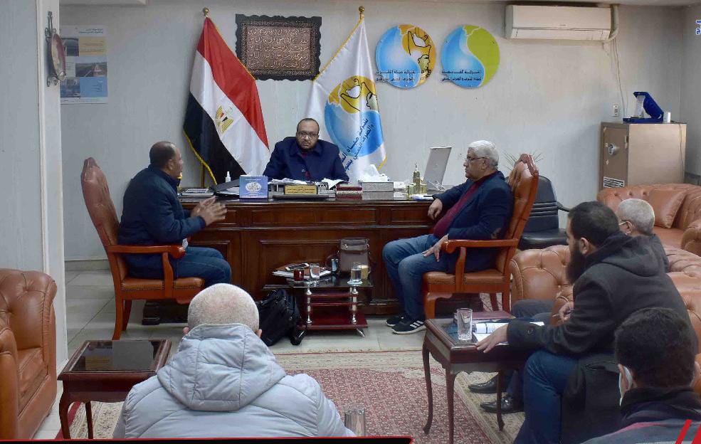 مياه الشرب بسوهاج تبحث تطبيق حزمة البرمجيات "ماس" لميكنة العمليات التجارية والإدارية
