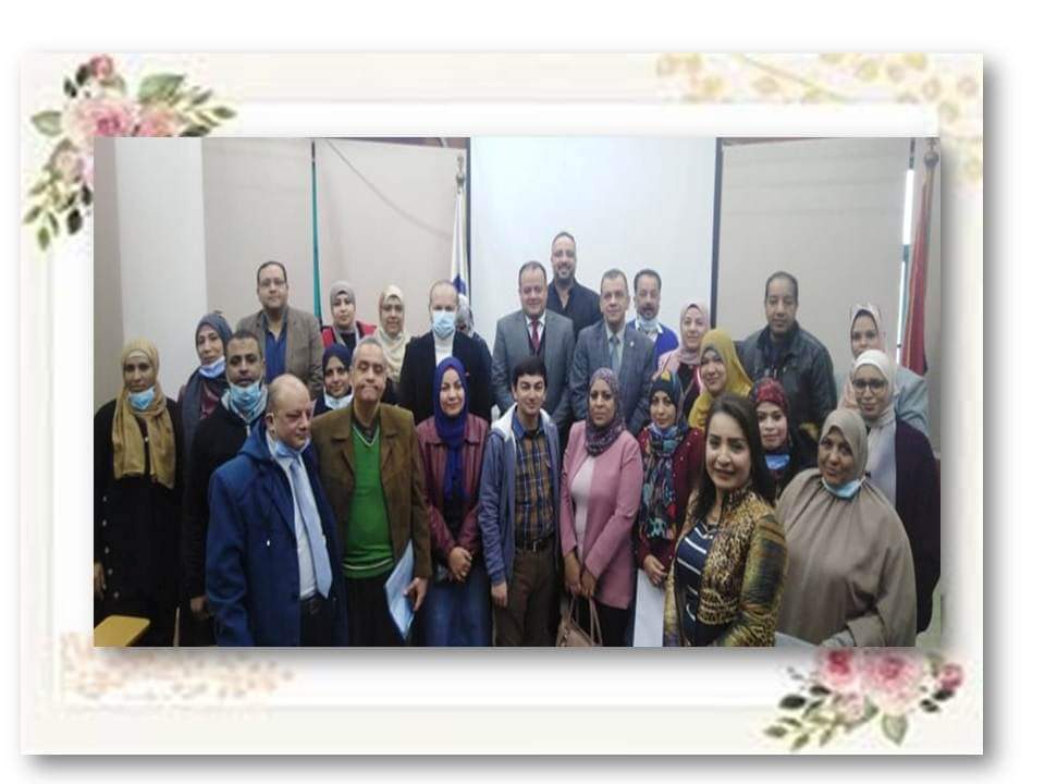 التأمين الصحي بالقاهرة يكرم المستشفيات والأقسام المتميزة بالدروع وشهادات التقدير