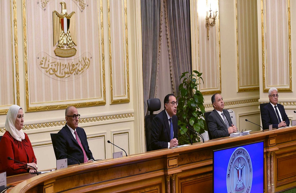 أكد التزام الدولة بالحفاظ على مكتسبات الإصلاح الاقتصادي وقرارات عاجلة.. تفاصيل تصريحات مدبولي بالمؤتمر الصحفي