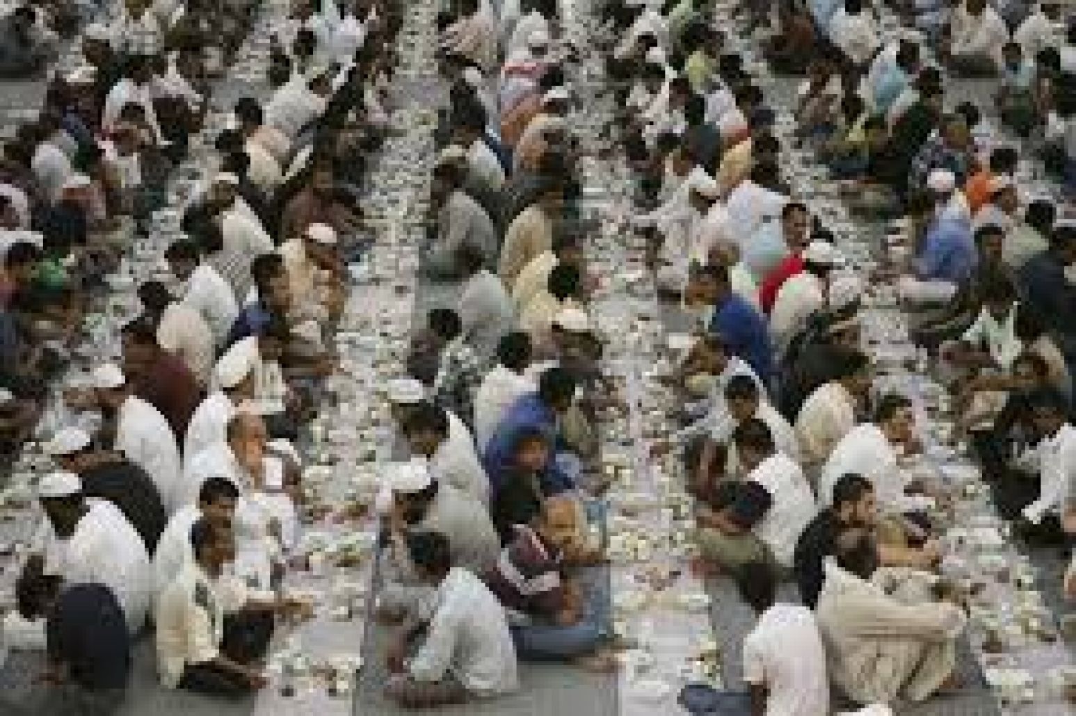 علمية كورونا: حضور موائد الرحمن مشروط ببطاقة تلقي اللقاح