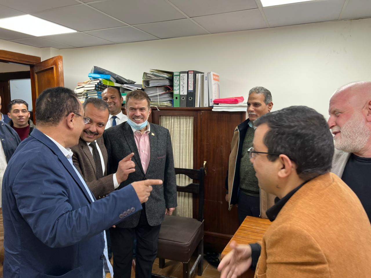 نقيب المرافق لـ"خلف"و"السيسي":حريصون على الإستمرار في "الحوار الإجتماعي" من أجل مكتسبات جديدة للعمال وإستقرار في مواقع العمل