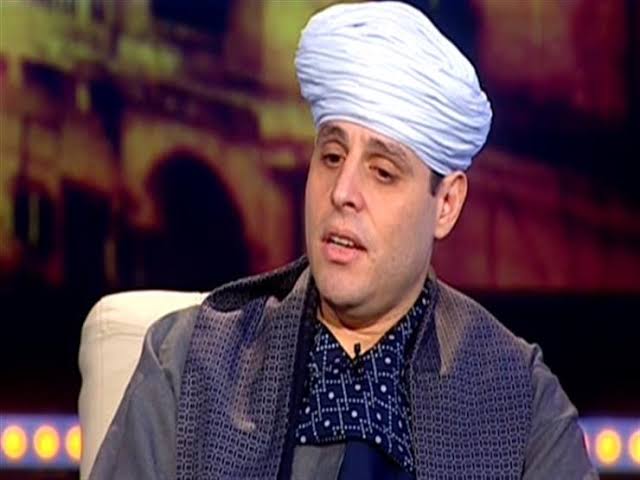 المنشد محمود التهامى يؤكد الكلب طاهر