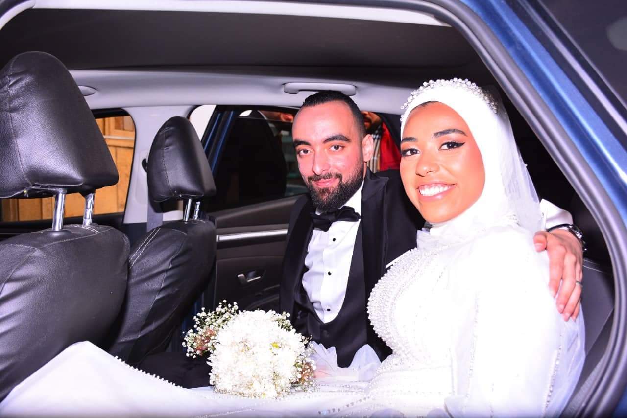 الزميلة بسمة رمضان تهنىء الزميل رضا الساعى بمناسبة زفاف نجله