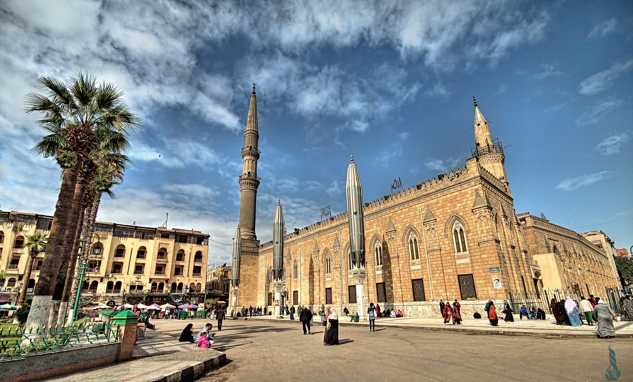 الأوقاف تعلن رسميا إغلاق مسجد الإمام الحسين
