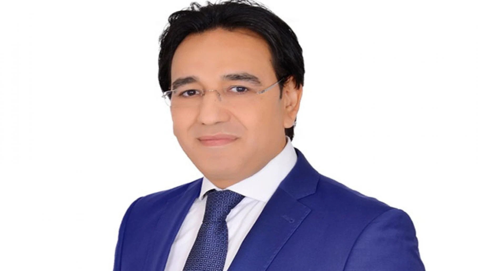 النائب أيمن محسب يطالب بإدراج مرضي "الدوشن" ضمن المبادرة الرئاسية لعلاج الضمور الشوكي