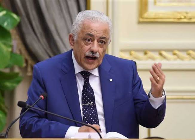 الدكتور طارق شوقي: يصدر قرارات جديدة بشأن امتحانات صفوف الثانوية العامة