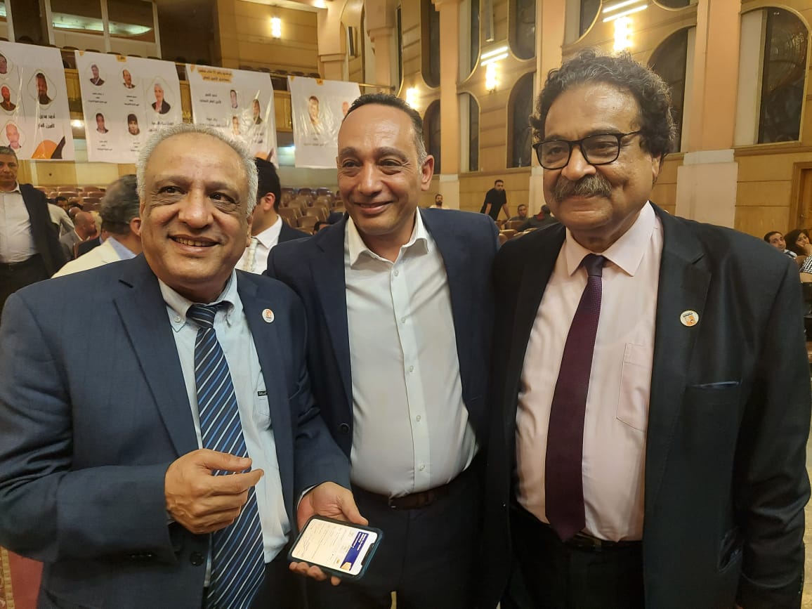 فوز فريد زهران بمنصب رئيس الحزب المصرى الديمقراطى الاجتماعى