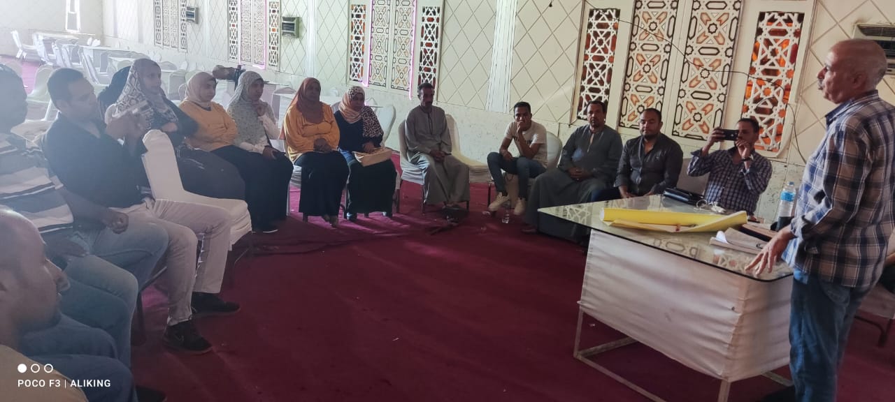 العدل والمصري الديمقراطى يتظمان دورة محليات بإسنا