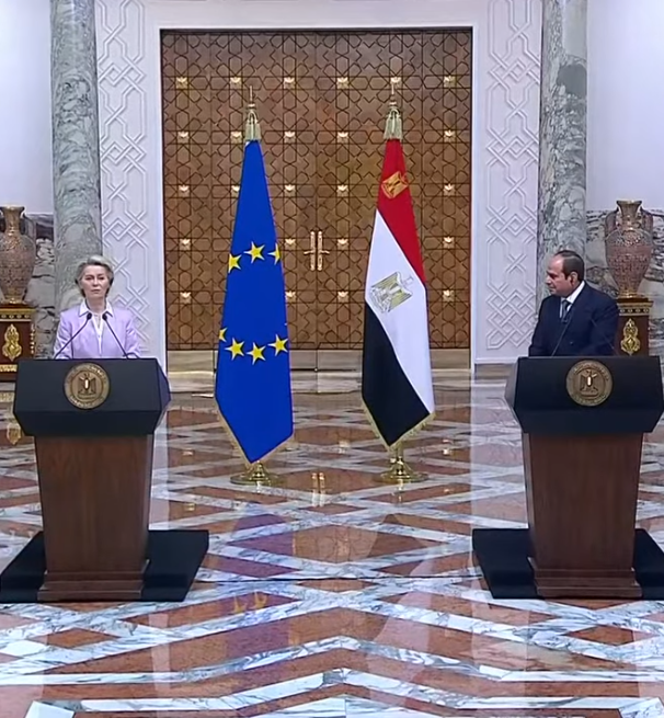 رئيسة المفوضية الأوروبية لـ«السيسي»: نثق بأن مصر ستلعب دورًا محوريًا بمؤتمر المناخ COP27