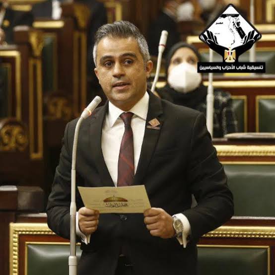 شباب القادة تعقد لقاء بأولياء أمور الطالبات المشاركات في الدفعة الثالثة ببرنامج "هي تقود" بمحافظة بني سويف