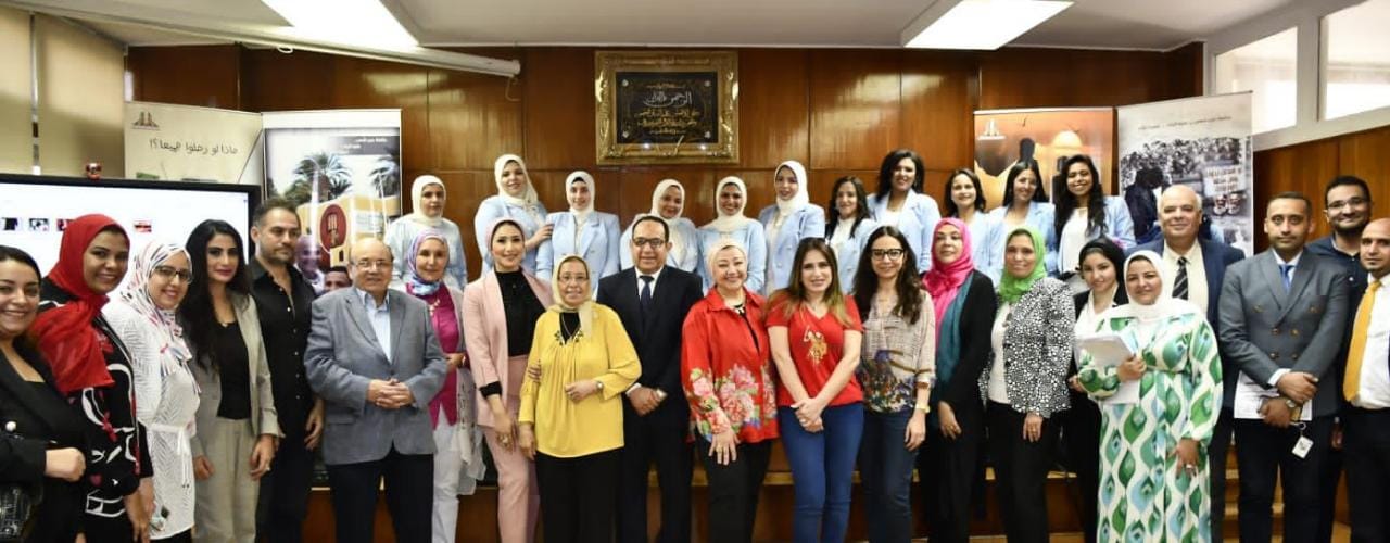 بحضور فني وإعلامي ضخم.. بنات عين شمس تقدم أعمالًا إعلامية رائدة بمشروعات التخرج