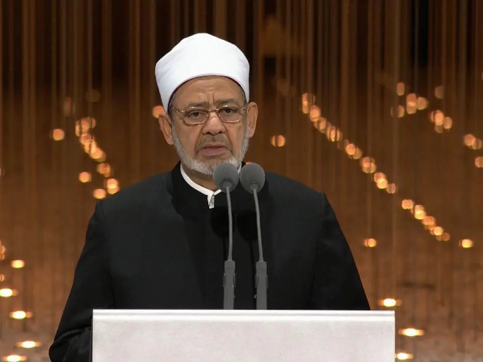 أحمد الطيب: مستشفيات الأزهر جاهزة لاستقبال مصابى كنيسة «أبوسيفين»