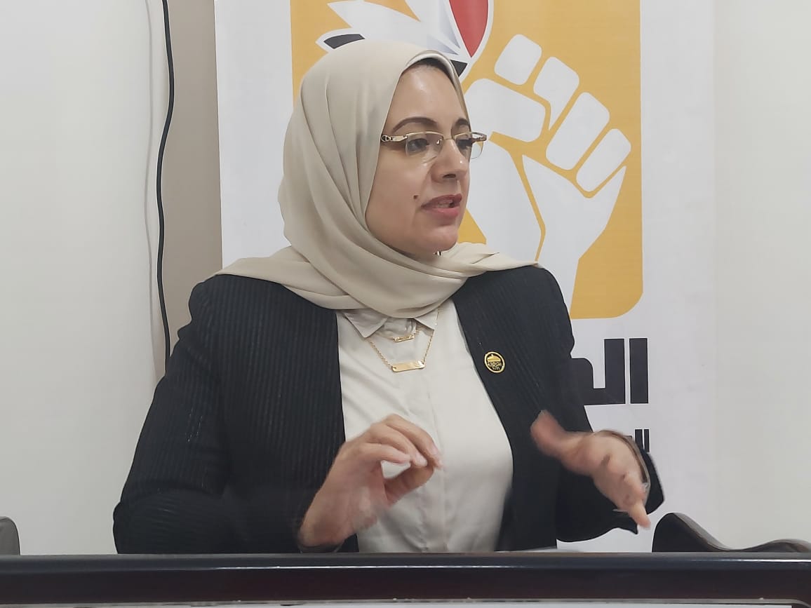 النائبة ريهام عبدالنبي توضح أهم الملفات والقرارات التي طرحت خلال اجتماع محافظ أسوان مع أعضاء النواب والشيوخ والتنفيذين