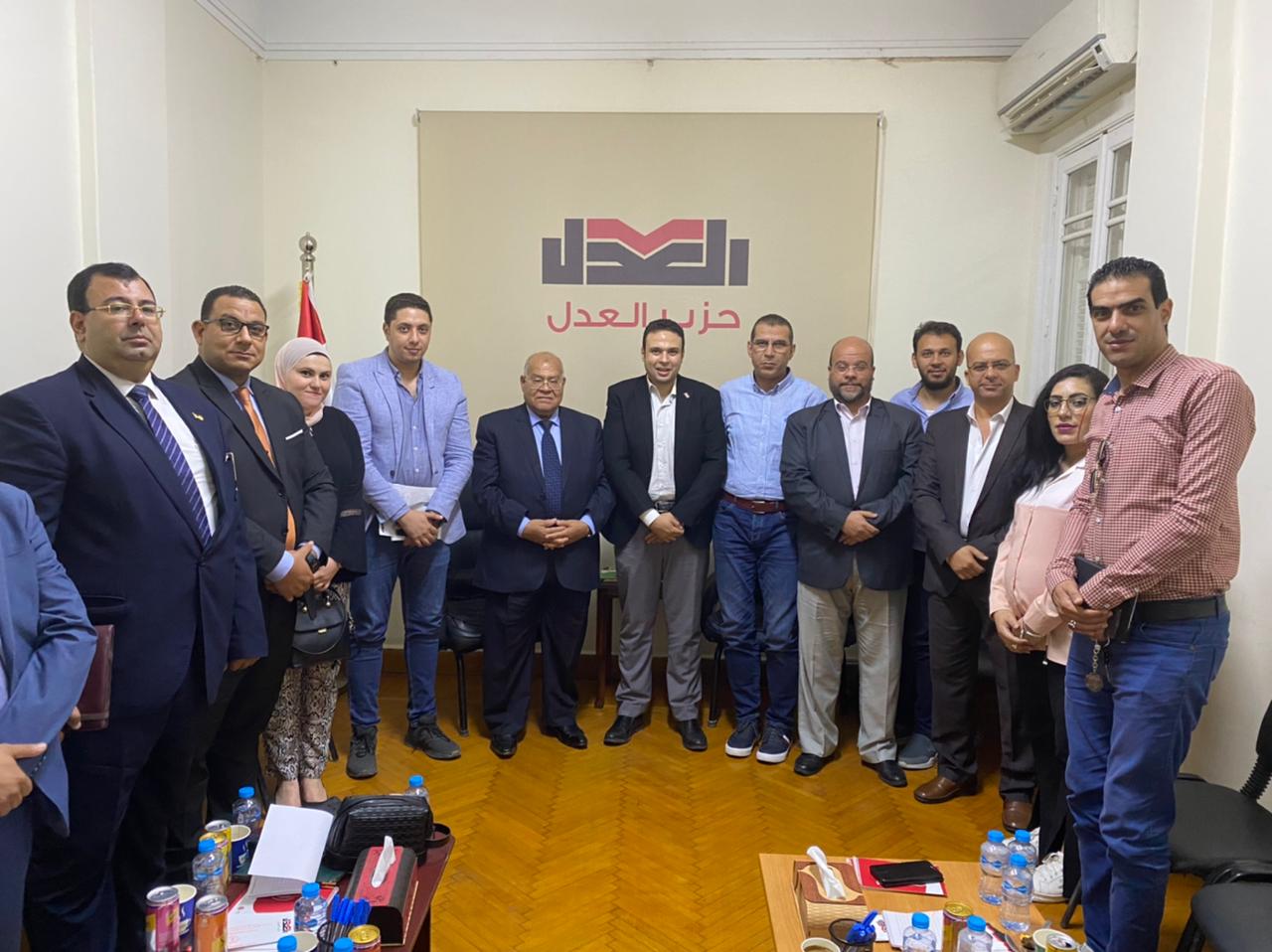 قيادات الجيل فى ضيافة حزب العدل .. لتوحيد الرؤي وبحث العمل المشترك