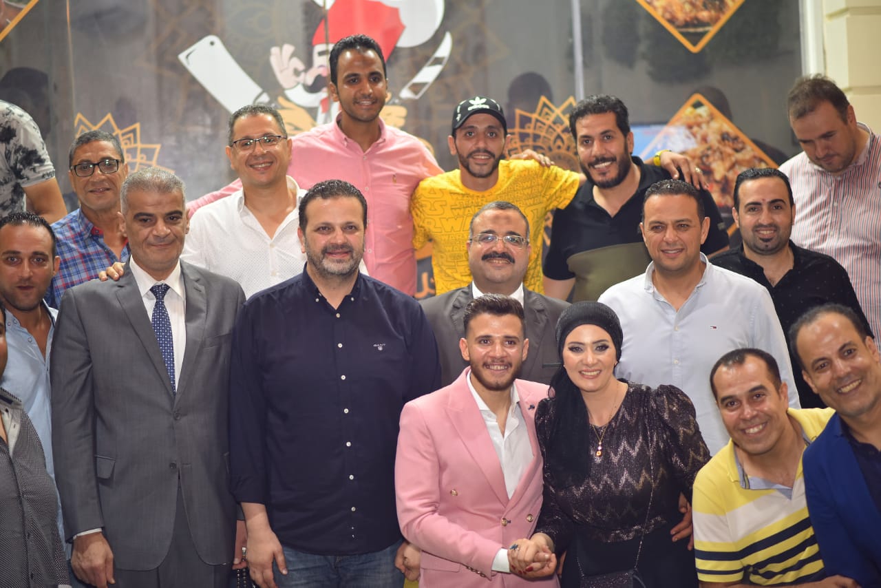 تهنئة للزميلة إيمان عبد الهادي لأفتتاح فرع جديد لـ "عظمة بك"