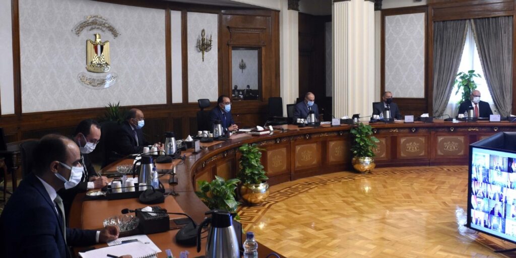 «مدبولي» للمحافظين: مسئولية تنفيذ إجراءات ترشيد استهلاك الكهرباء على عاتقكم