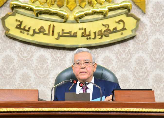 «النواب» يوافق نهائياً على خفض سن استخراج البطاقة الشخصية إلى 15 سنة