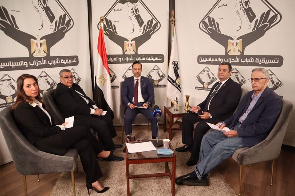 رئيس المنتدى الاقتصادي بتنسيقية شباب الأحزاب: انهيار اقتصادنا المصري هو أمر أبعد ما يكون عن الواقع