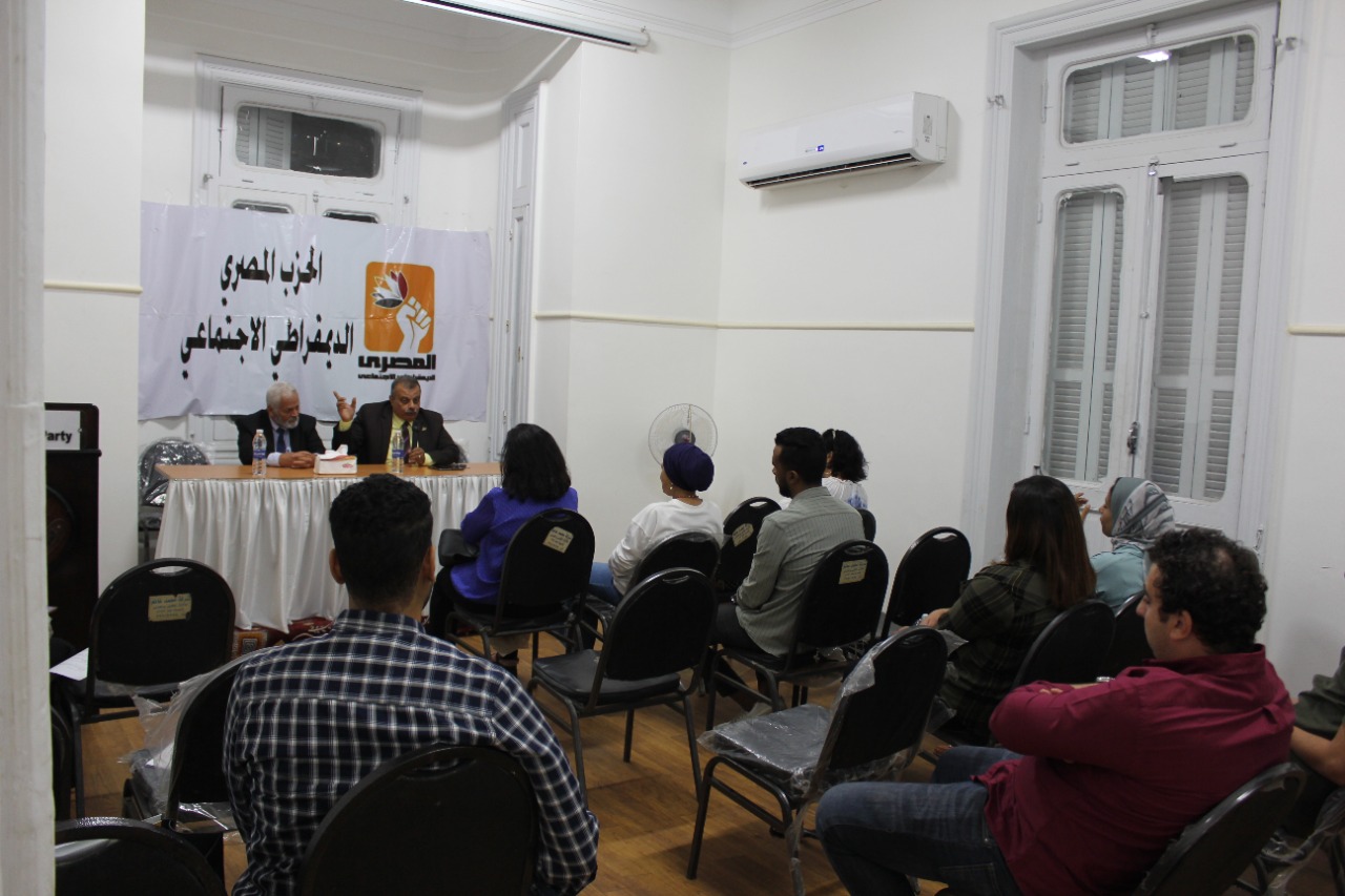 ورشة عمل عن " اعداد موجز سياسات فعالة"