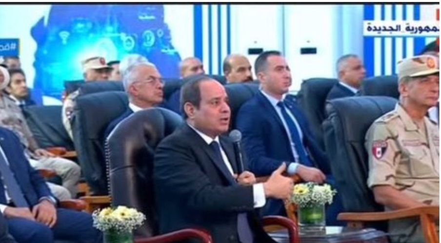 الرئيس السيسي: لأول مرة يصبح لمصر قمر صناعي خاص بها