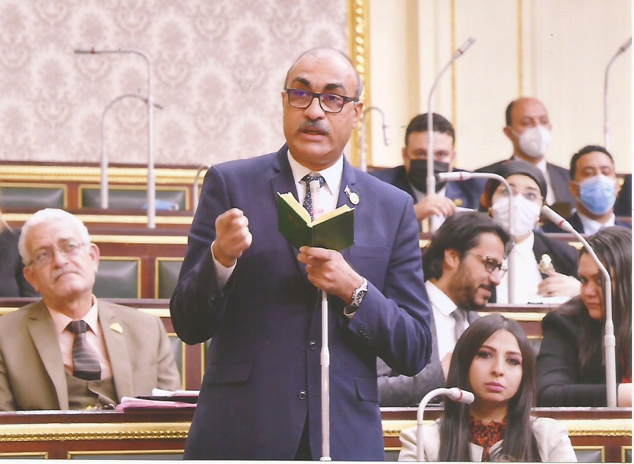 النائب إيهاب منصور: لجنة القوى العاملة بـ "النواب" توافق على مشروع قانون علاوة الغلاء