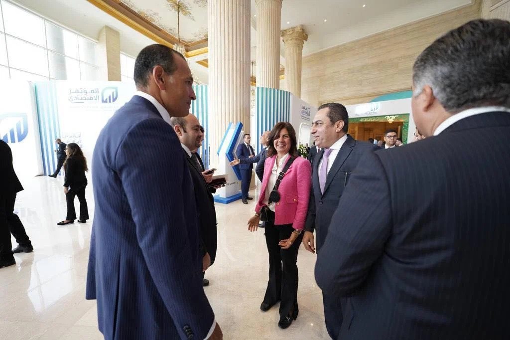 المؤتمر الاقتصادي.. رجال المال والأعمال والحوار الوطني والأحزاب يطرحون رؤيتهم لمواجهة التحديات