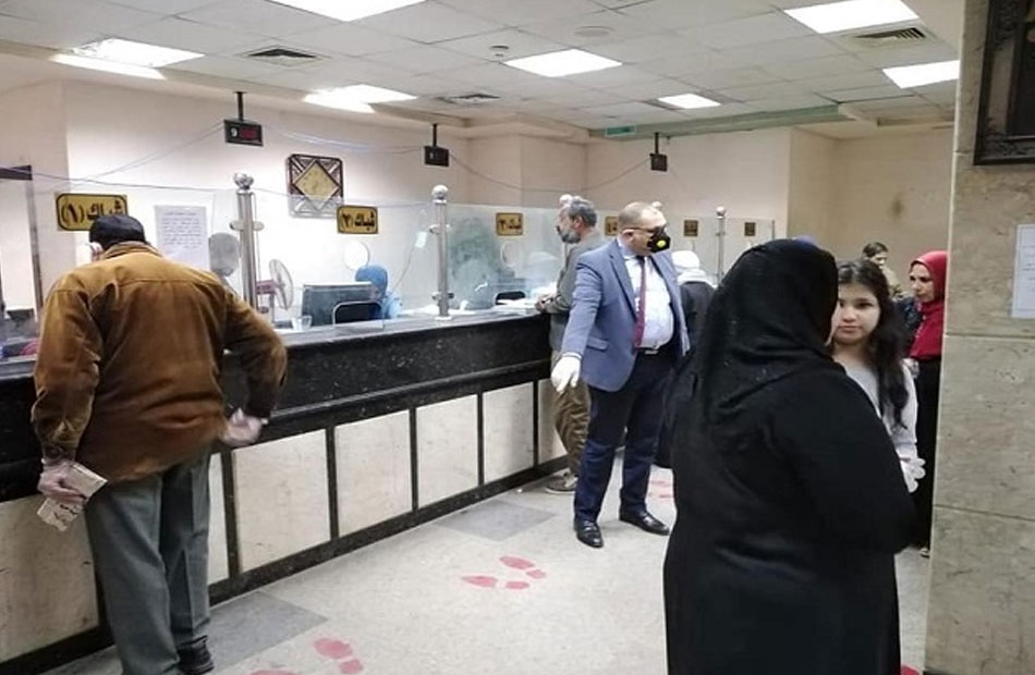 «التأمينات» تبدأ صرف 300 جنيه منحة استثنائية لأصحاب المعاشات