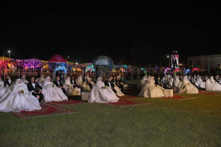 المنطقة الجنوبية العسكرية تنظم حفل زفاف جماعى لعدد ( 200 ) شاب وفتاة