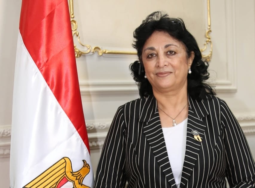 ميرفت عازر: دعوة الرئيس لوقف الحرب الروسية الأوكرانية لاقت ترحيبًا دوليًا وإقليميًا.. وبعثت برسالة سلام للعالم