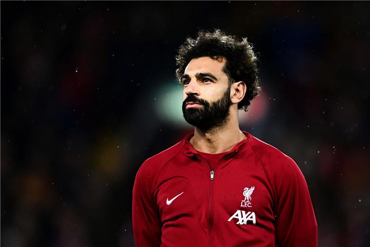 محمد صلاح يستعرض عضلاته من داخل معسكر المنتخب