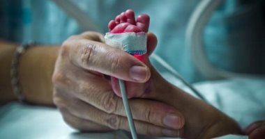 اعرف عقوبة المتهمين فى واقعة الرهان على تركيب "كانيولا" لرضيع المنيا