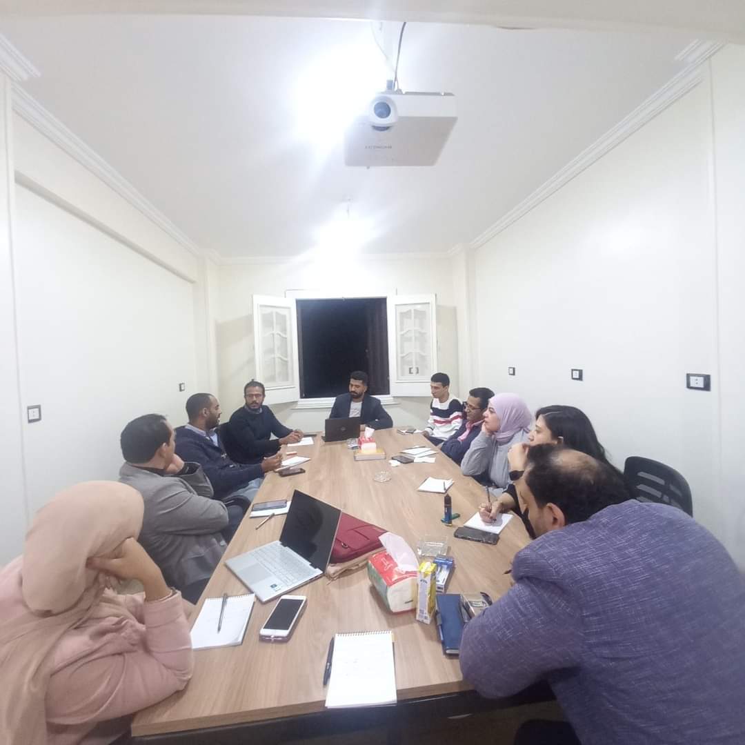 بعنوان "أهمية ودور الصحافة والإعلام في التعامل مع قضايا المناخ".. ننشر تفاصيل دائرة النقاش المستديرة لمجموعة دوائر للحوار والسياسات البديلة