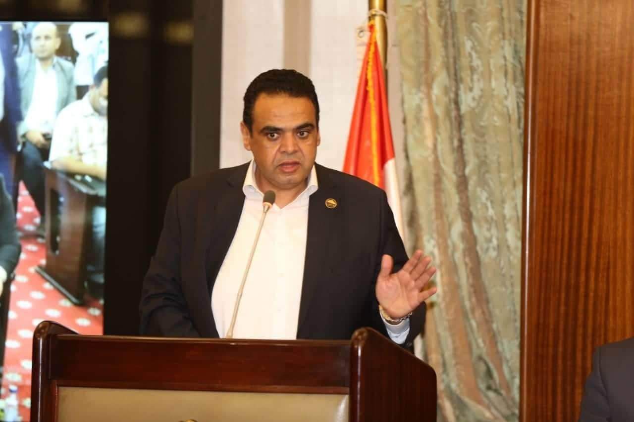 النائب نادر الخبيري : يطالب بحملات توعية بأهمية القوانين التى يقرها مجلس النواب