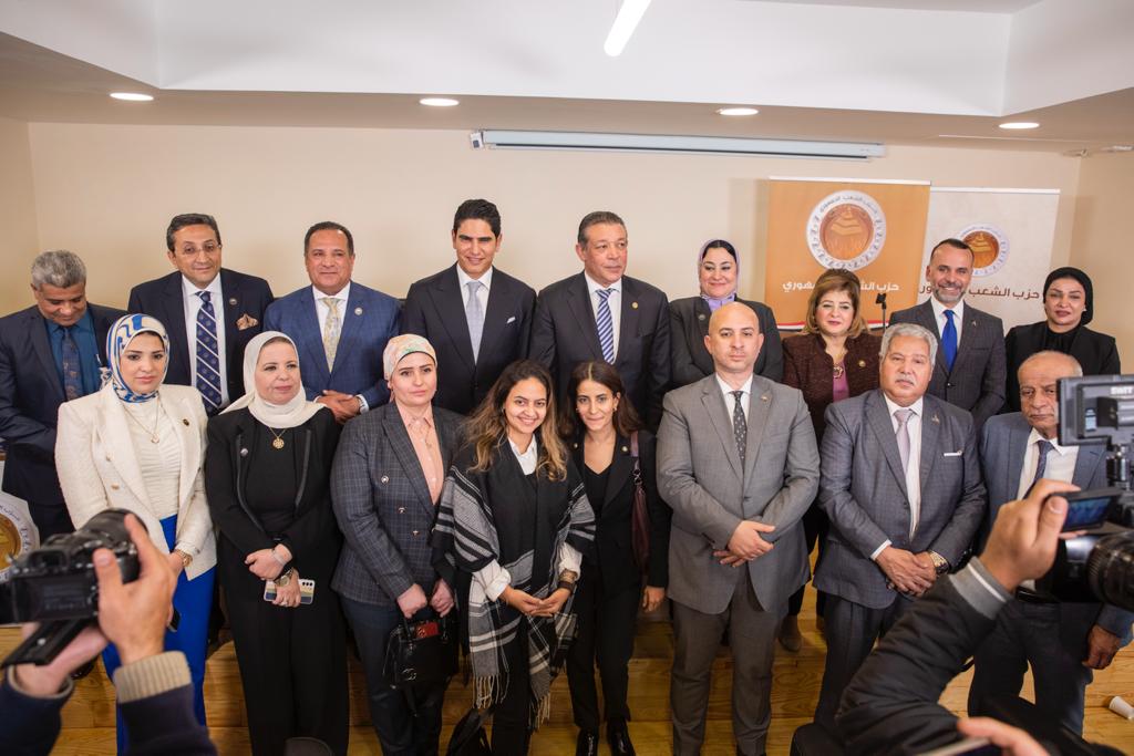 في مؤتمر بمقره الرئيسي.. «الشعب الجمهوري» يعلن تسلمه توصيات لجانه الفرعية واستعداده للمشاركة الفعلية في الحوار الوطني