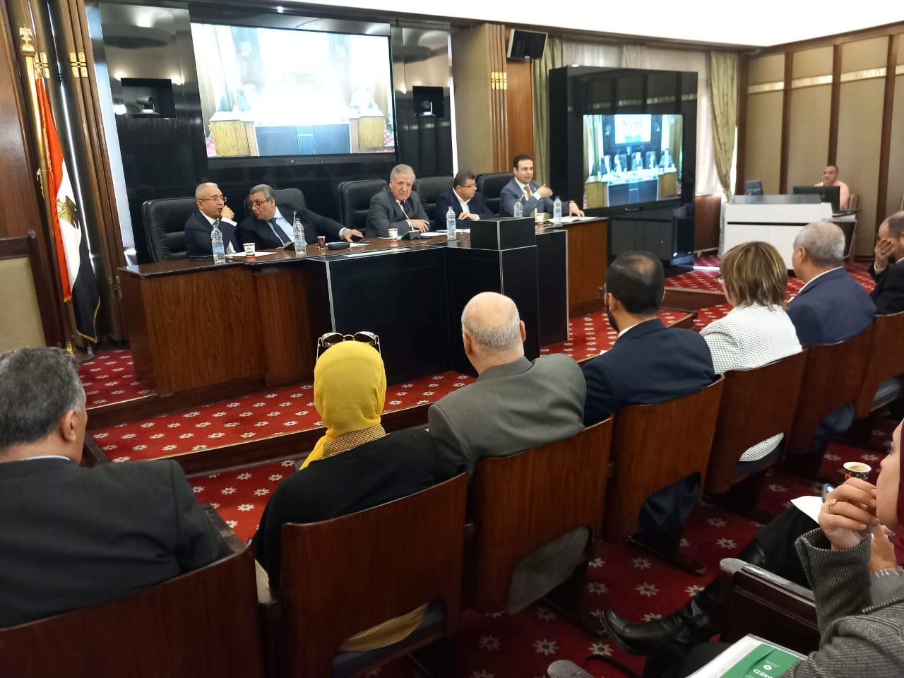 رئيس اللجنة الاقتصادية بمجلس النواب : تعديلات قانون الإجراءات الضريبية الموحد لا تعني  رفع السرية عن حسابات  المواطنين
